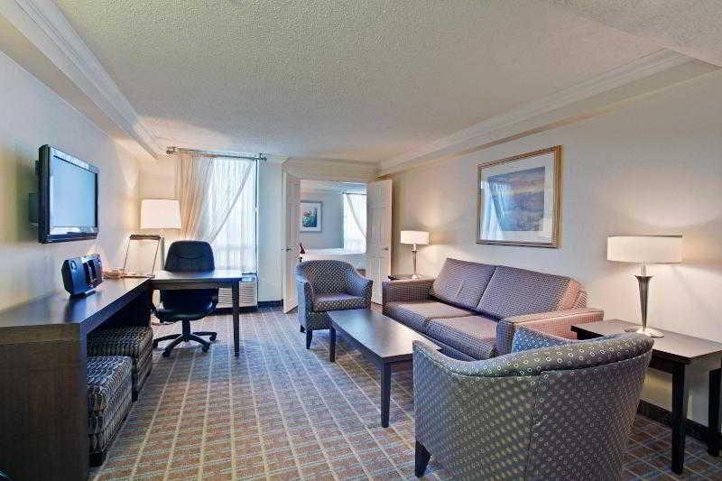 Crowne Plaza Toronto Airport By Ihg Ξενοδοχείο Εξωτερικό φωτογραφία