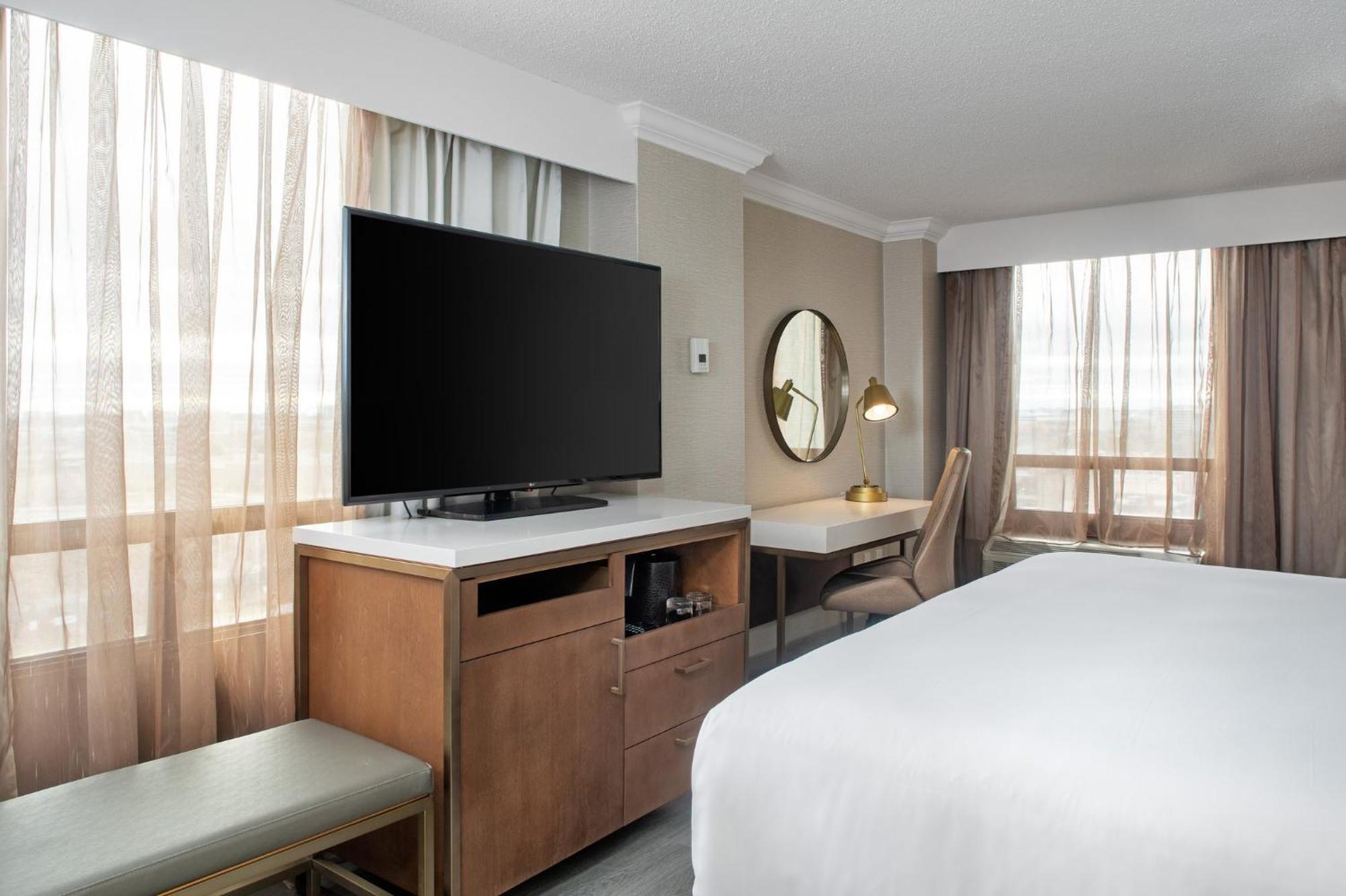 Crowne Plaza Toronto Airport By Ihg Ξενοδοχείο Εξωτερικό φωτογραφία