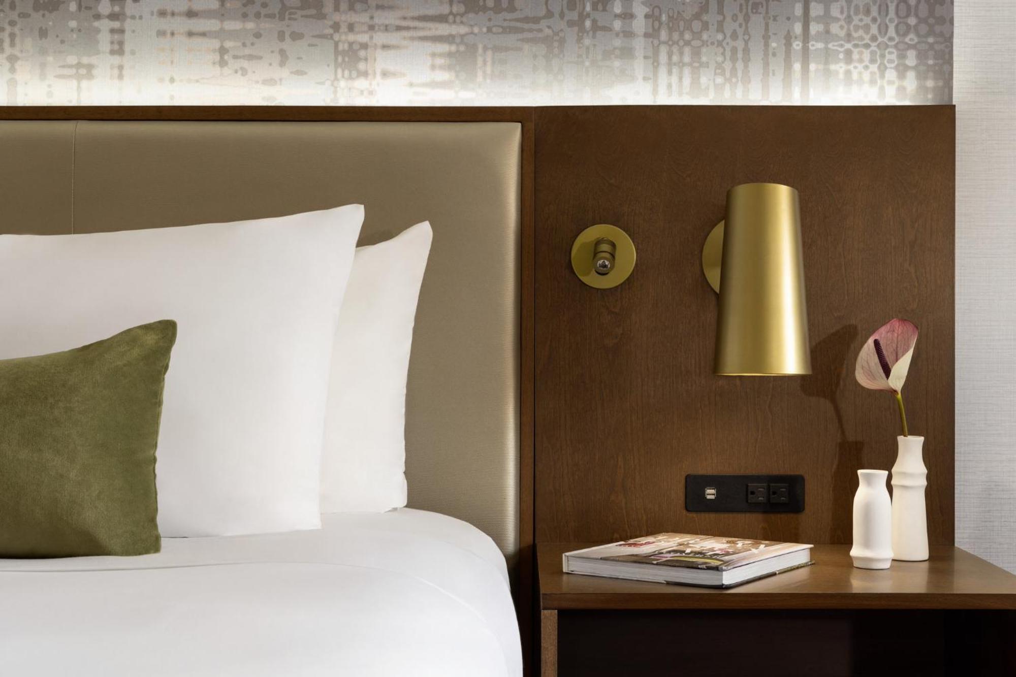 Crowne Plaza Toronto Airport By Ihg Ξενοδοχείο Εξωτερικό φωτογραφία