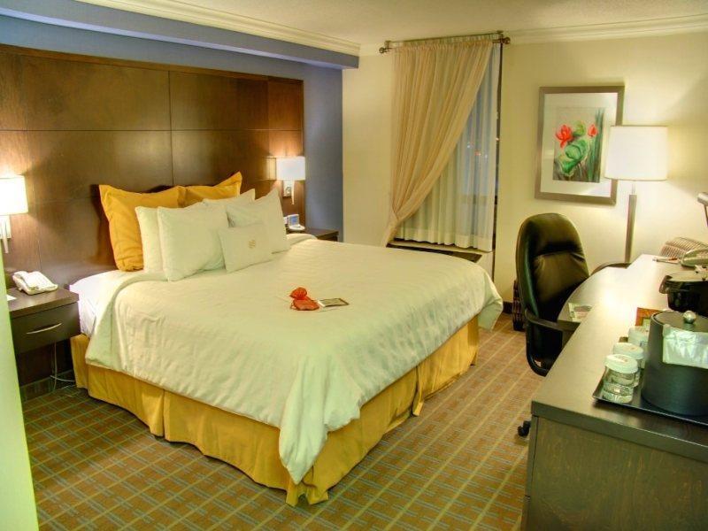 Crowne Plaza Toronto Airport By Ihg Ξενοδοχείο Εξωτερικό φωτογραφία
